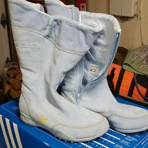 Adidas baby blue suede ugg type boots